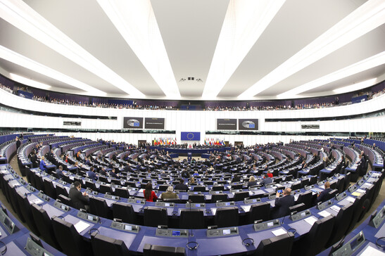 Sondaggio: ai popolari 180 eurodeputati, 138 ai socialisti, 86 a Renew