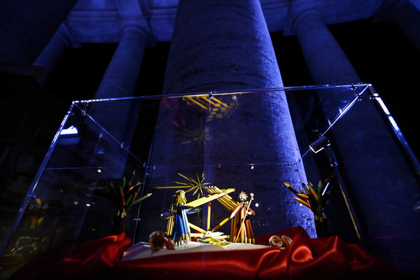 '100 Nativity Scenes in the Vatican'