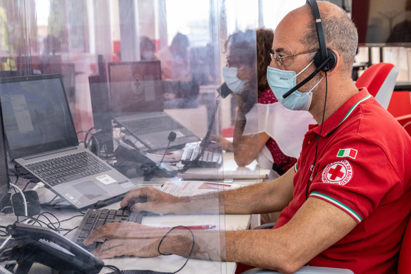 Fase 2: via telefonate Croce Rossa per test con 700 volontari