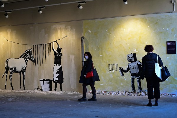 Mostre: a Milano 'Il mondo di Banksy'