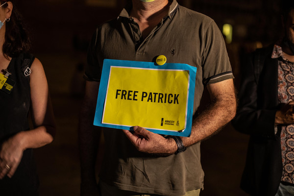 Flashmob to demand the release of the researcher Patrick Zaki