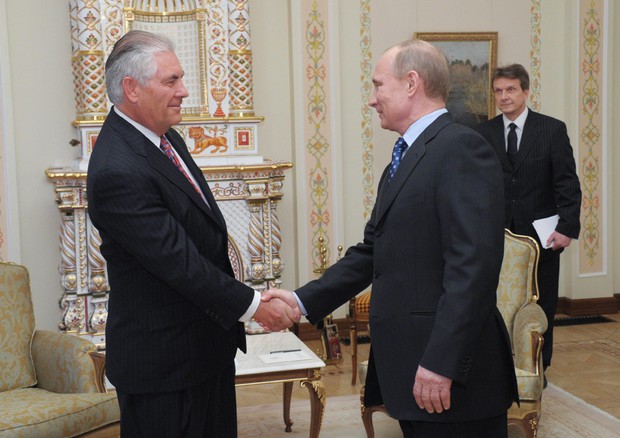 Exxon Mobile CEO and Chairman Rex Tillerson in Moscow (foto: EPA)