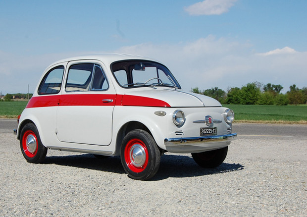 Boom delle Fiat 500 d'epoca, una N Sport vale 58mila euro © ANSA