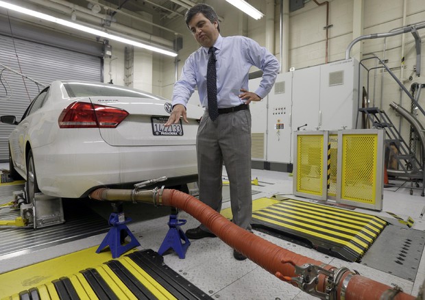 Volkswagen Emission Testing © AP