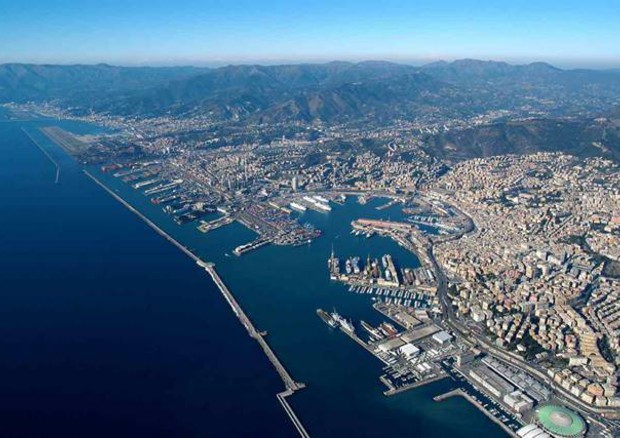 Bei esamina finanziamento da 300mln a porto Genova (foto: ANSA)