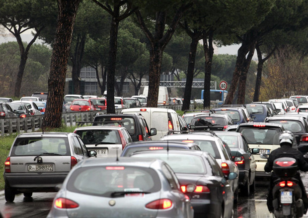 Auto e lavoro, per 60% italiani è mezzo insostituibile © Laziolive.Net
