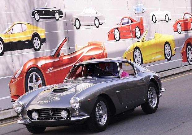 Ferrari, un mito tra passato, presente e futuro ©  Ferrari