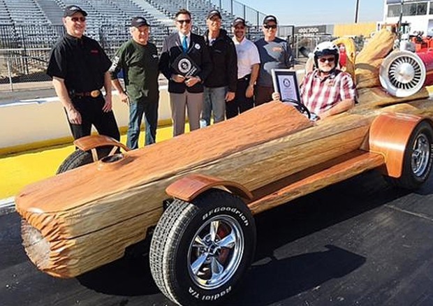 Guinness certifica record velocità per 'tronco motorizzato' © Guinness World Record - Reid