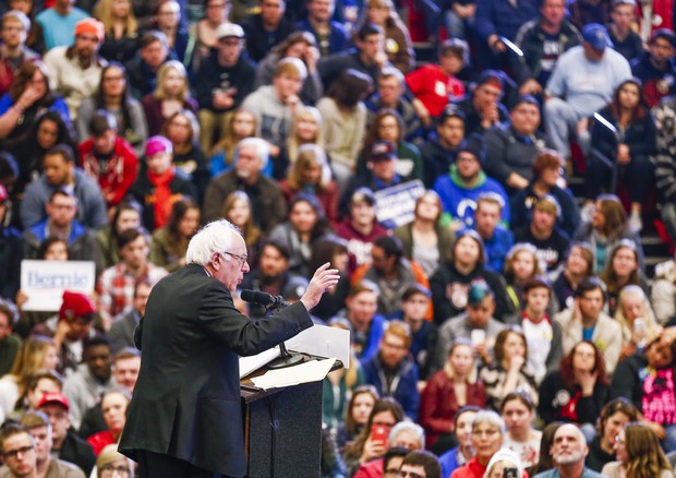 Comizio di Bernie Sanders a Kenosha, Wisconsin (foto: EPA)