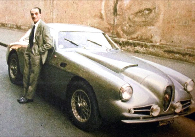 Carlo Mollino creatore Bisiluro nasceva 111 anni fa a Torino © Alfa BB
