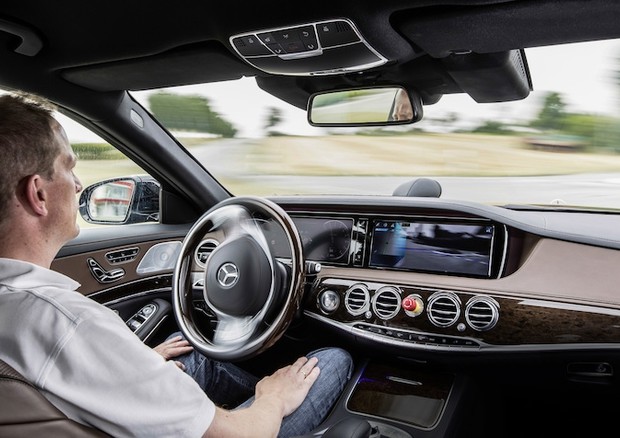 Guida autonoma, Stati Uniti leader almeno sino al 2020 © Mercedes-Benz