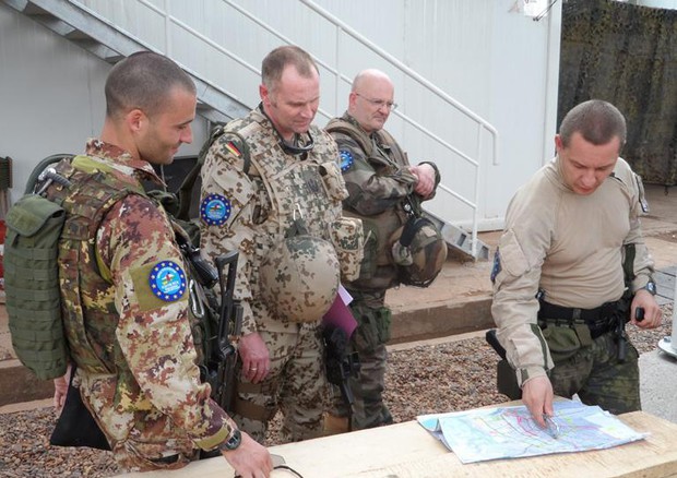 Difesa: Ue vara primo comando militare unificato (foto: ANSA)