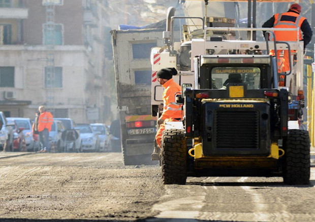 Allarme sicurezza per strade colabrodo, gi consumo asfalto © SITEB