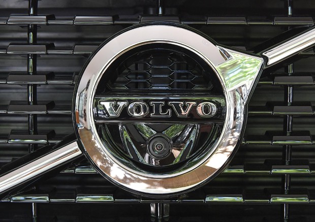 Volvo: dal 2019 costruirà solo auto elettriche © ANSA