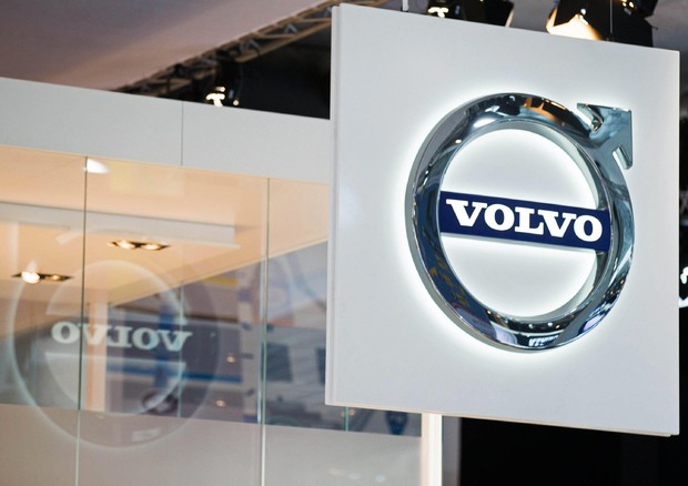 Volvo dal 2019 costruirà solo auto elettrificate © ANSA 