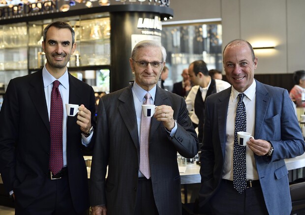 Da sinistra, Marco Lavazza, Alberto Lavazza e Giuseppe Lavazza © ANSA