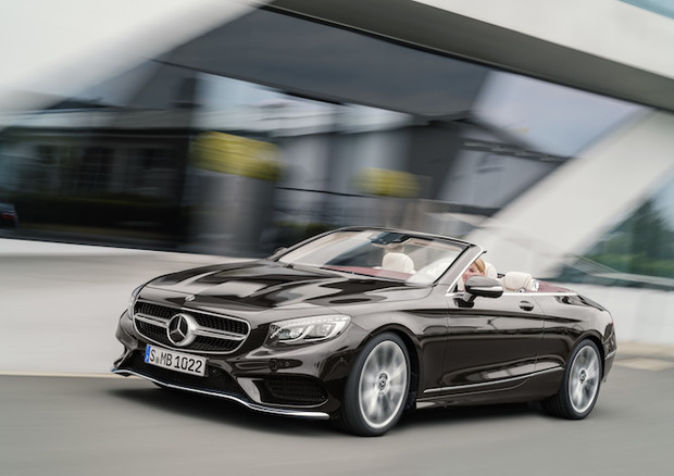 Restyling e nuovo V8 per Mercedes Classe S Coupé e Cabriolet © Mercedes-Benz
