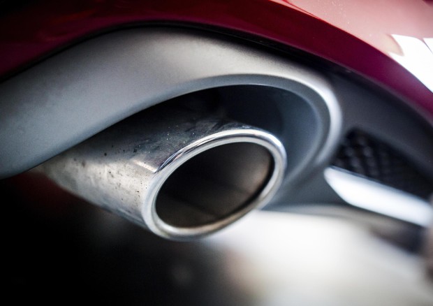 Auto, in rialzo a gennaio emissioni Co2 da benzina e gasolio © AP