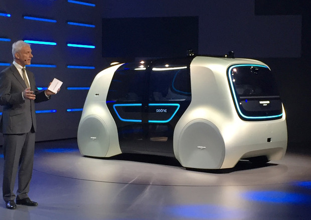 Futuro guida autonoma Volkswagen passa per flotte condivise © Volkswagen Group Press