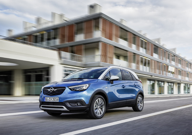 Opel, debutta su Crossland X motore diesel 1.5 © Opel Italia Press