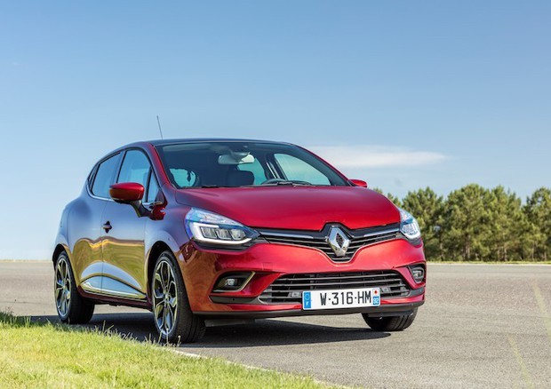 Auto, nel 2017 aumenti di prezzo per modelli meno venduti © Renault Clio
