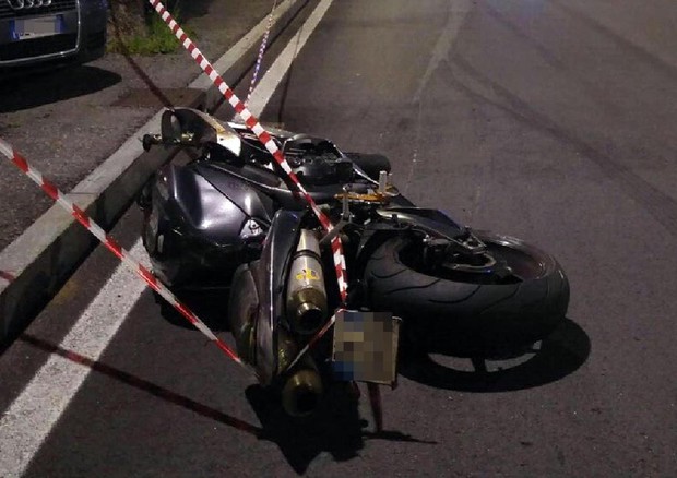 Incidenti stradali: Ancma, ancora troppi motociclisti morti © ANSA 