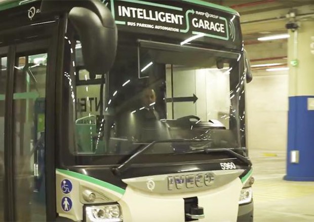 Primi test a Parigiper bus Iveco a guida autonoma © Iveco Press/Ratp