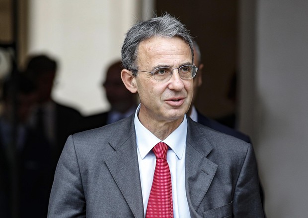 Il ministro dell'Ambiente Sergio Costa (ANSA)