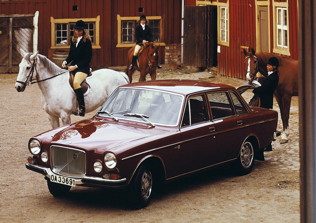 Volvo lancio' nel 1968 la berlina 164, primo esempio di modello premium destinato soprattutto a Usa © Volvo Media