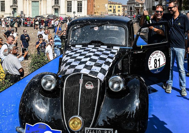 Una Fiat 508C del 1939 ha vinto la gara dedicata a 'Nivola', seguita da un'Alfa 6C 1750 SS e da un'altra Fiat 508C © GP Nuvolari Mantova Corse