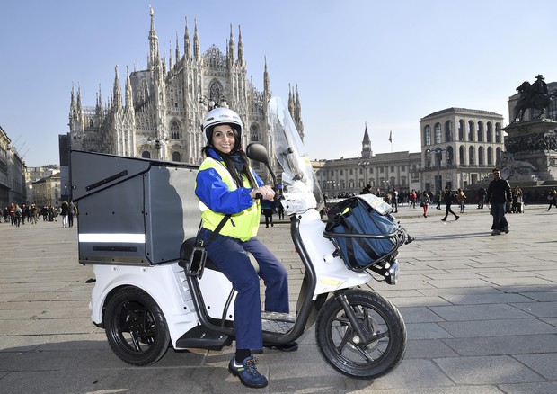 Presentazione dei nuovi tricicli elettrici in dotazione ai portalettere di Poste Italiane © ANSA
