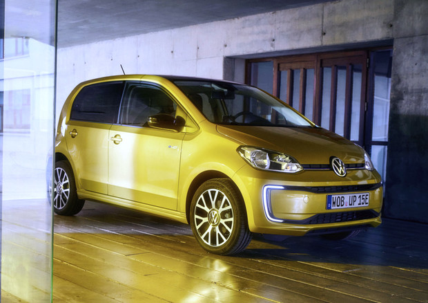 Volkswagen e-Up! a 23350 euro, ma in Lombardia ne costa 6900 © Volkswagen Press