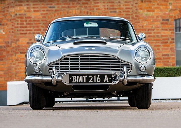 Aston Martin James Bond, all'asta la DB5 di Thunderball © RM Sothebys 