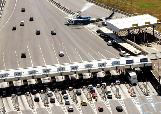 Autostrade: Ardian acquisisce 33% società a pedaggio cilena © ANSA