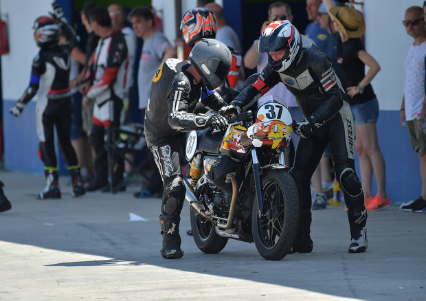 Il Moto Guzzi Fast Endurance entra nel vivo ad Adria © Moto Guzzi 