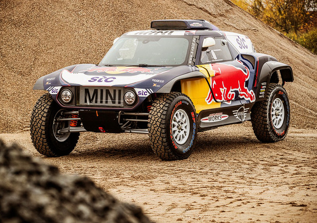 Mini JCW Buggy pronta con Sainz per dominare la Dakar 2021 © ANSA