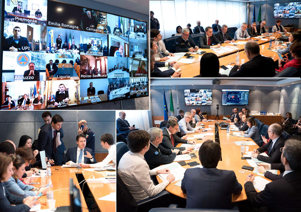 Una riunione congiunta Governo_Regioni - Le foto dal profilo Twitter del premier, Giuseppe Conte © 