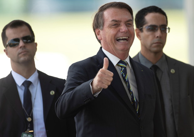 Leader religiosi non danno retta a Bolsonaro, 'restate a casa' © EPA