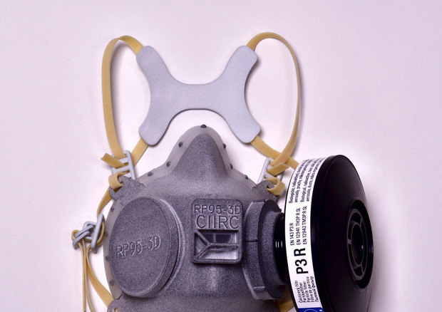 Coronavirus: Skoda produce mascherine FFP3 con stampa 3D © ANSA