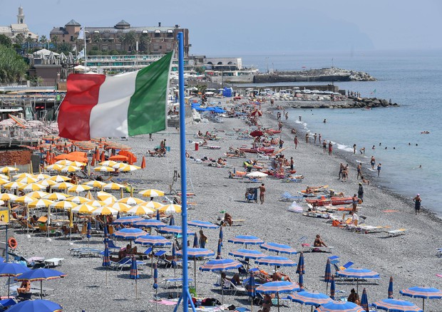 Ue, Italia rispetti diritto europeo sulle concessioni balneari (foto: ANSA)