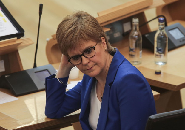 La prima ministra scozzese Nicola Sturgeon (foto: EPA)