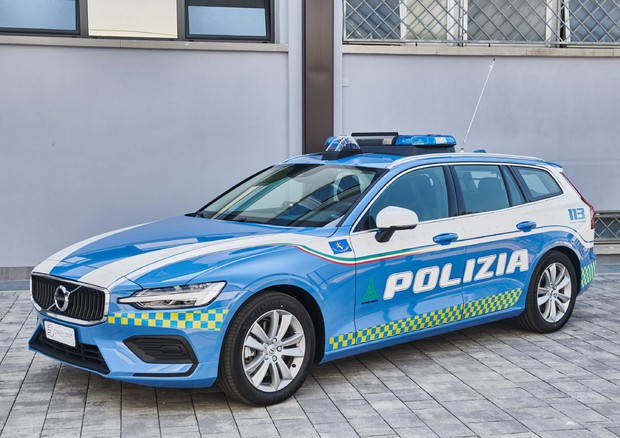 Ad Autovie Venete venticinque Volvo V60 in allestimento Polizia © ANSA