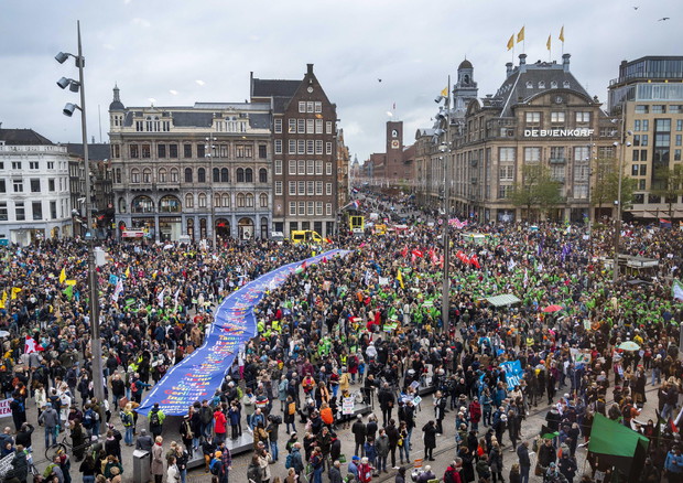 Manifestazione ad Amsterdam© EPA>