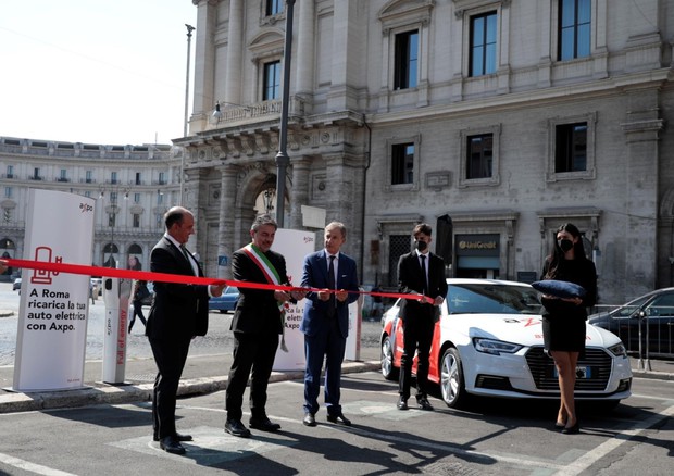 Axpo Italia: inaugurate a Roma le prime colonnine di ricarica pubbliche © ANSA