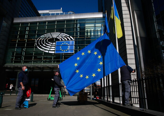 L'Eurocamera approva la sospensione dei dazi commerciali per Kiev (foto: EPA)