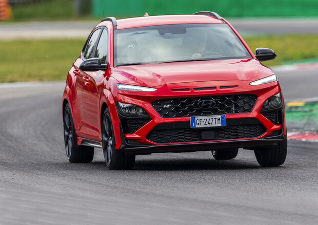 Hyundai Kona N, esame di maturità sull'asfalto di Monza (ANSA)