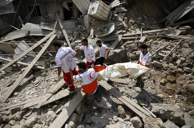 Gaza: fonti mediche, 50 morti oggi, totale supera 400