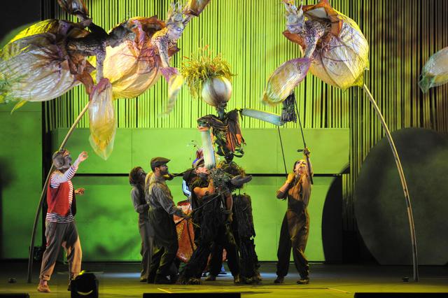 Expo: show 'Alla vita!' by Cirque du Soleil