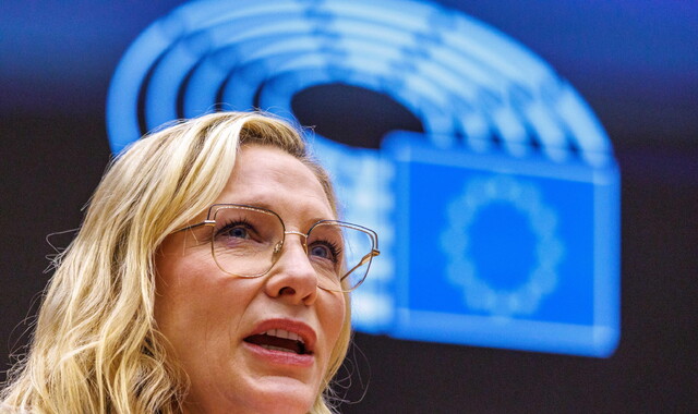 Blanchett al Parlamento, 'esternalizzare migranti disumano e dannoso'