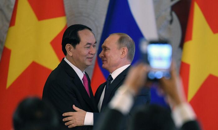 Il presidente vietnamita Tran Dai Quang visita Mosca - Primopiano - Ansa.it